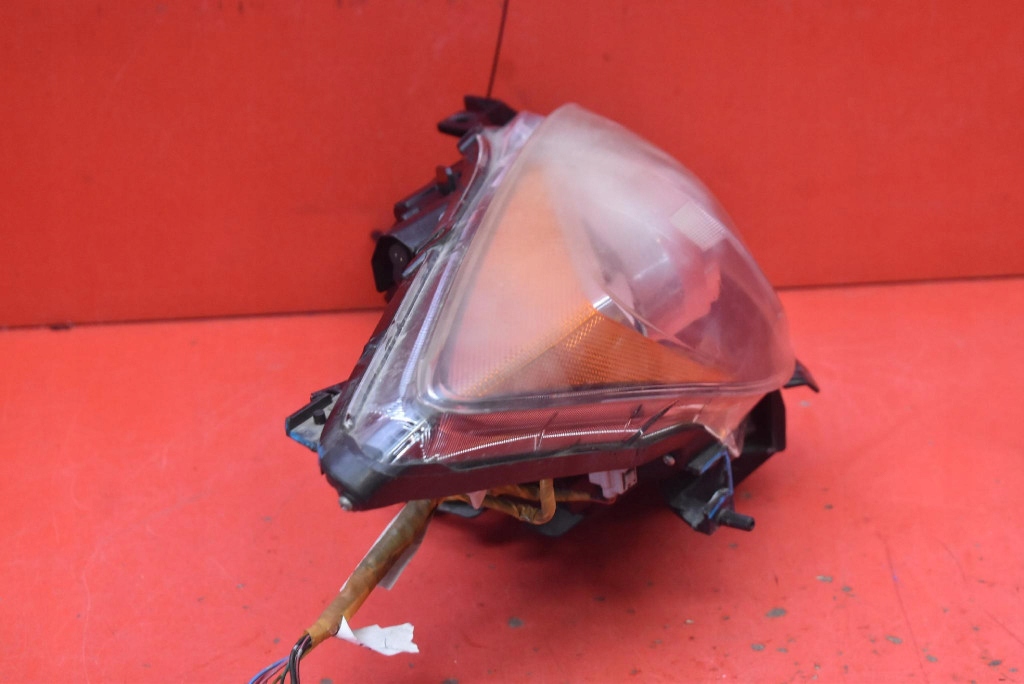 REFLEKTOR right light front lens EU BDG7-51030 MAZDA 3 2 II BL 09-13