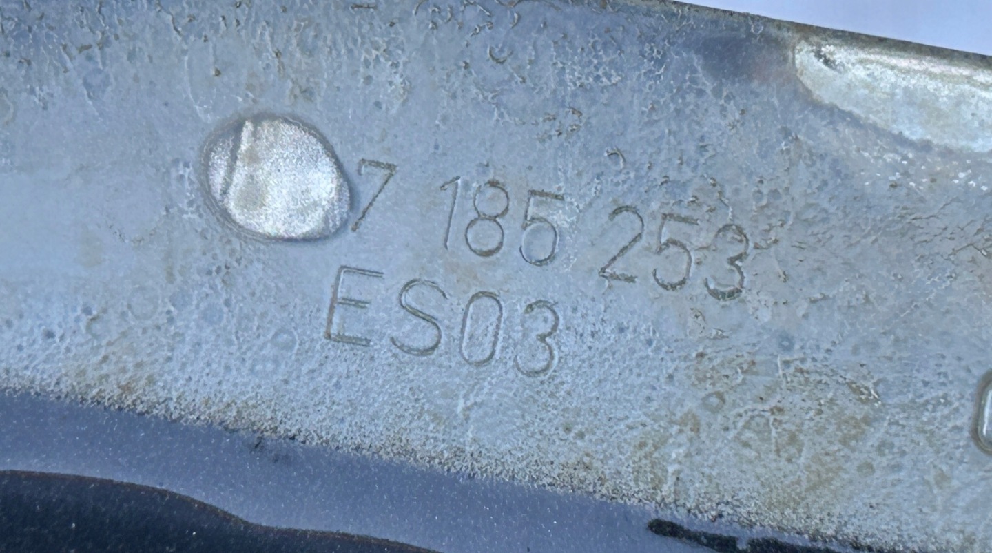 hinges bonnet boot rear part right + left BMW 7 F01 PARA