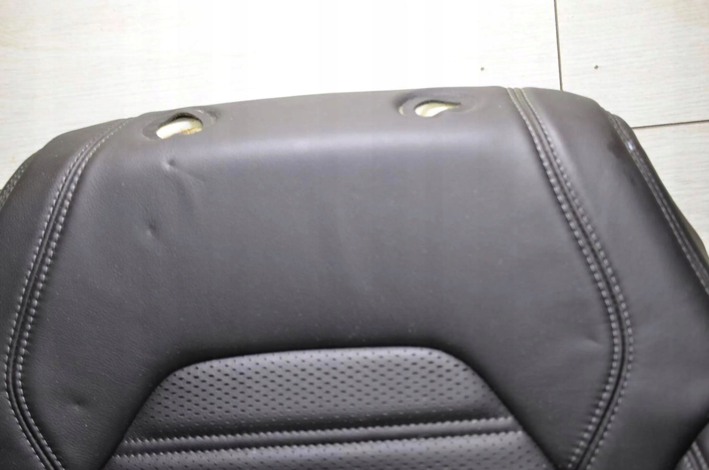 Alfa Romeo Giulia 2021 front side right seat oparcie