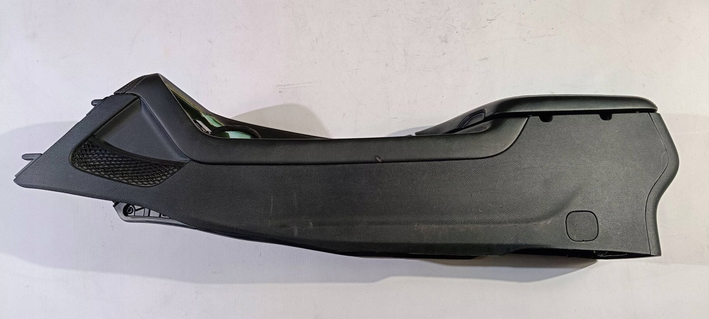 console tunel central armrest Dodge Challenger 2015