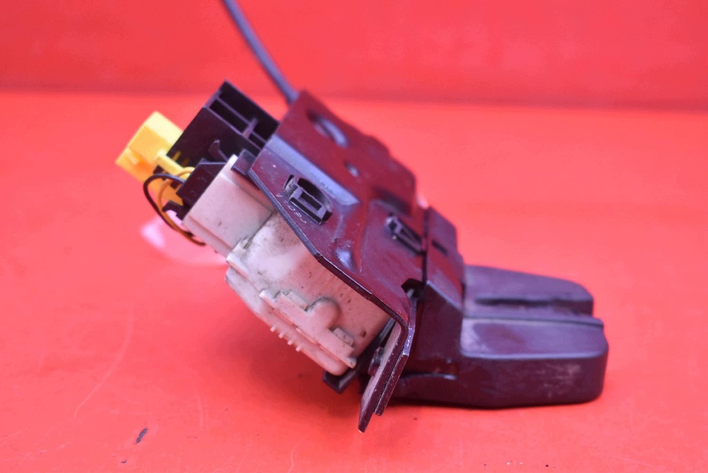 lock bonnet rear part boot 09180104 OPEL VECTRA C 5D HB 02-05