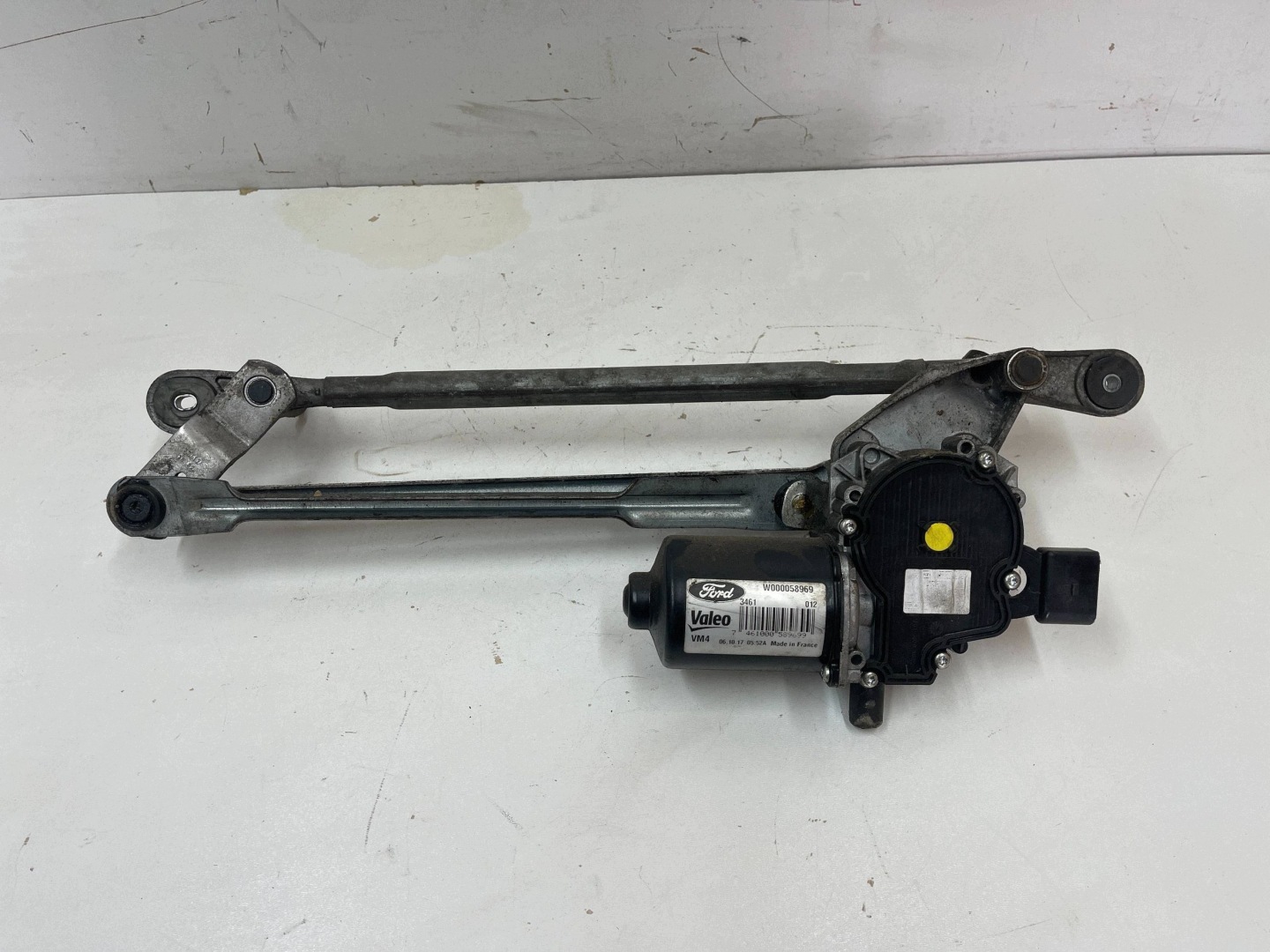 wiper mechanism front FORD TRANSIT COURIER 14- ET7617500AD