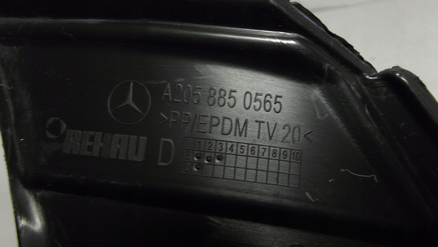 Mercedes C Klasa W205 bumper bracket left front A2058850565