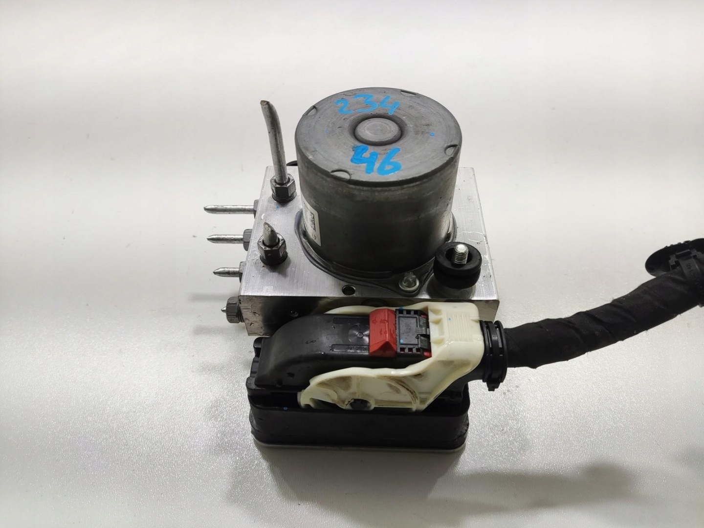 pump control unit ABS RENAULT CAPTUR II LIFT 2024-2026 476609982R