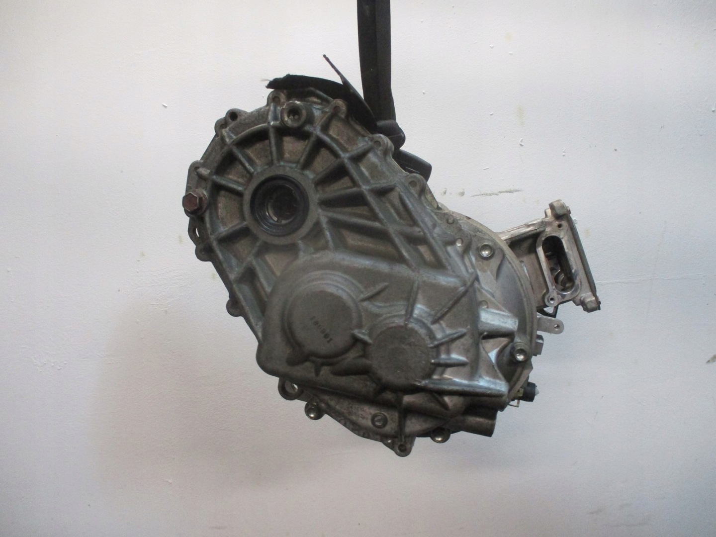 engine motor electrical diff differential OUTLANDER III 2,0HYB. F1E1A-2-B5Z