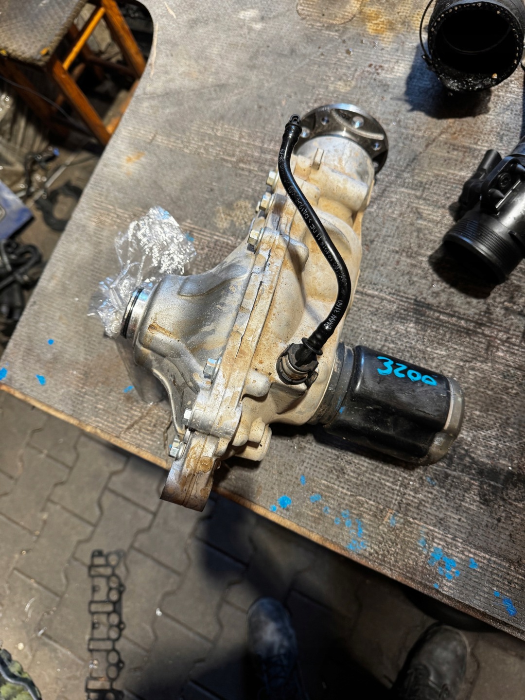 3200. differential differential BMW 8850595