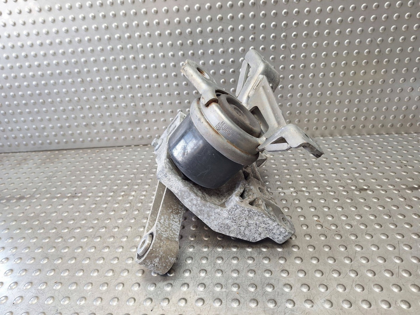 holder engine mount BJ32-6F012-AB GJ32-6P096-AE LAND ROVER EVOQUE L538