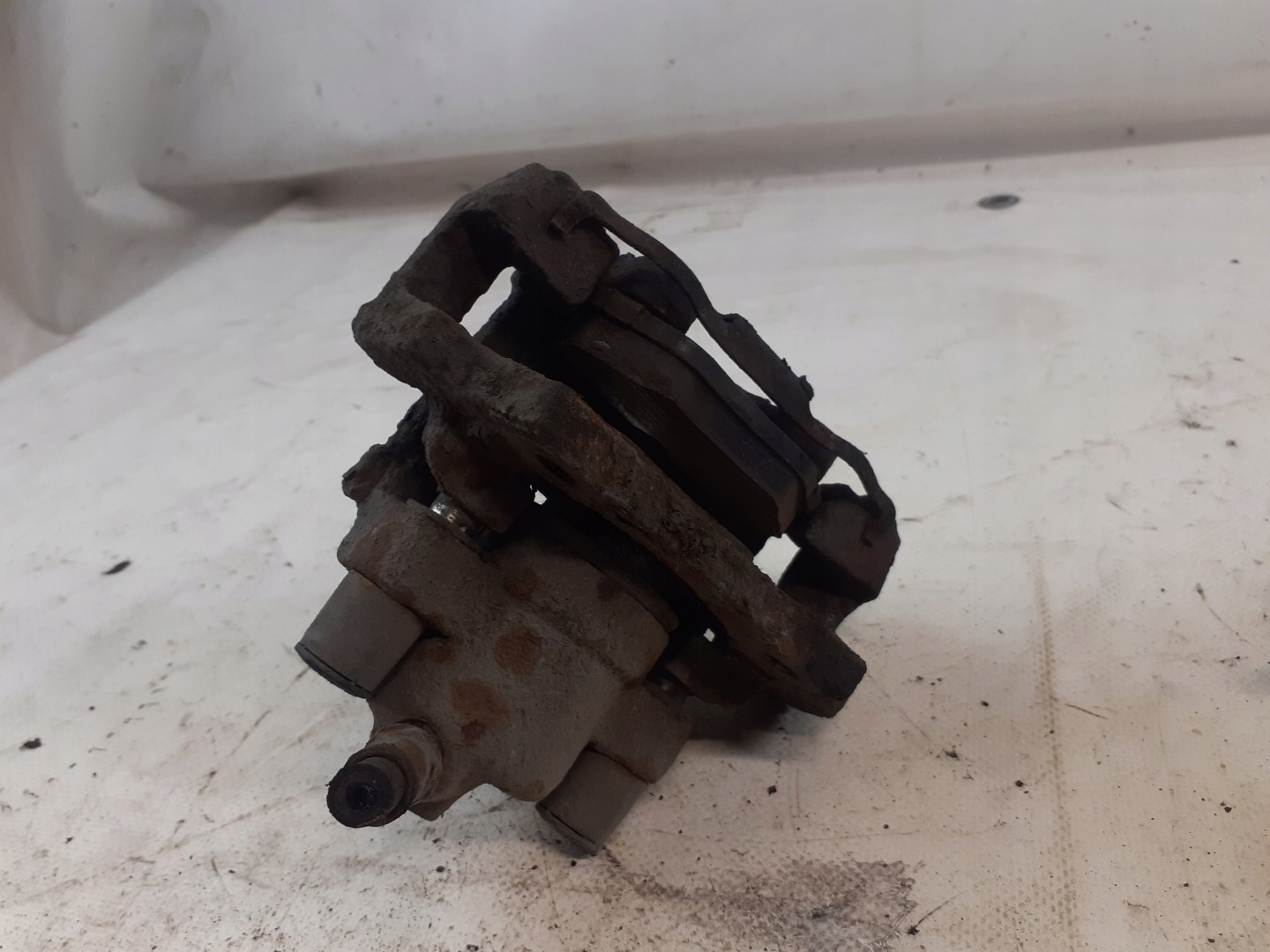 BMW E46 caliper brake right rear part