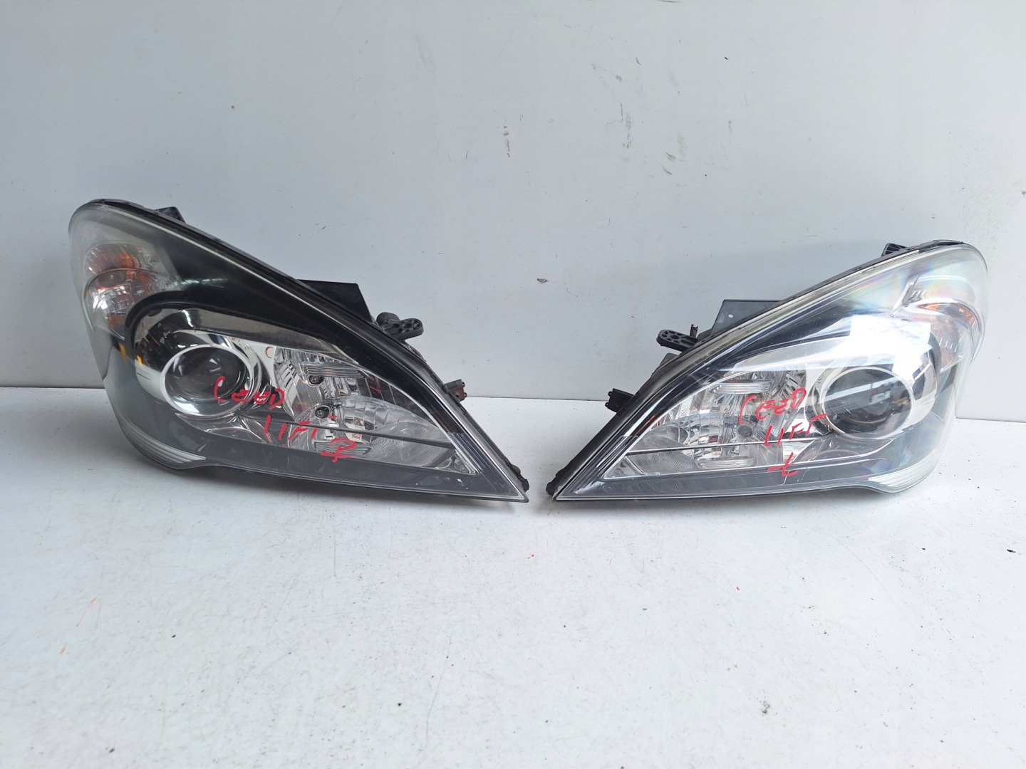 KIA CEED et LIFT 09-12 feu droit UK