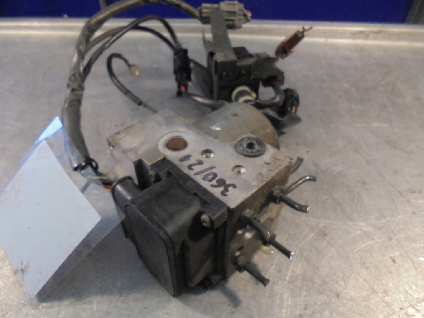 POMPA ABS NISSAN MICRA K11 1,0B 476006F601