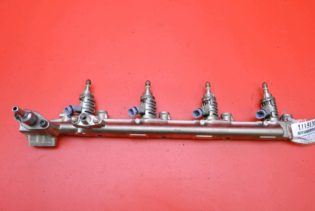 Kraftstoffverteiler Einspritzleiste Einspritzdüse LEXUS LS 4 IV LS600H 5.0 V8 HYBRID 438 KM 06-09