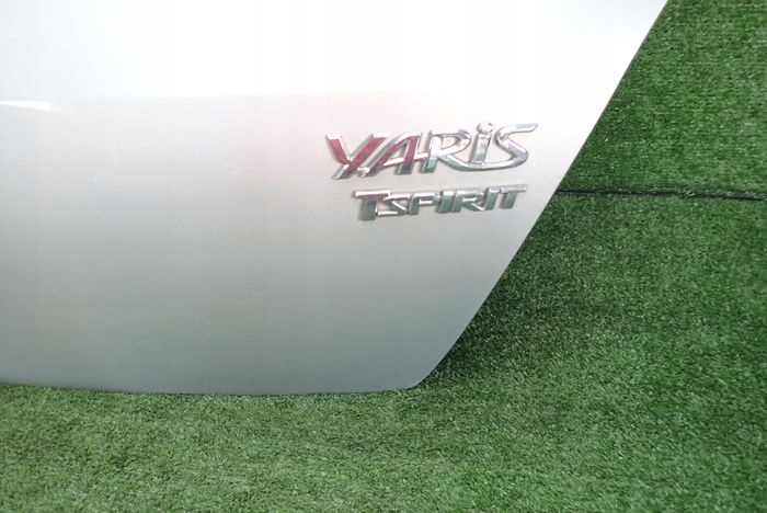 TOYOTA YARIS II 05- boot doors rear part
