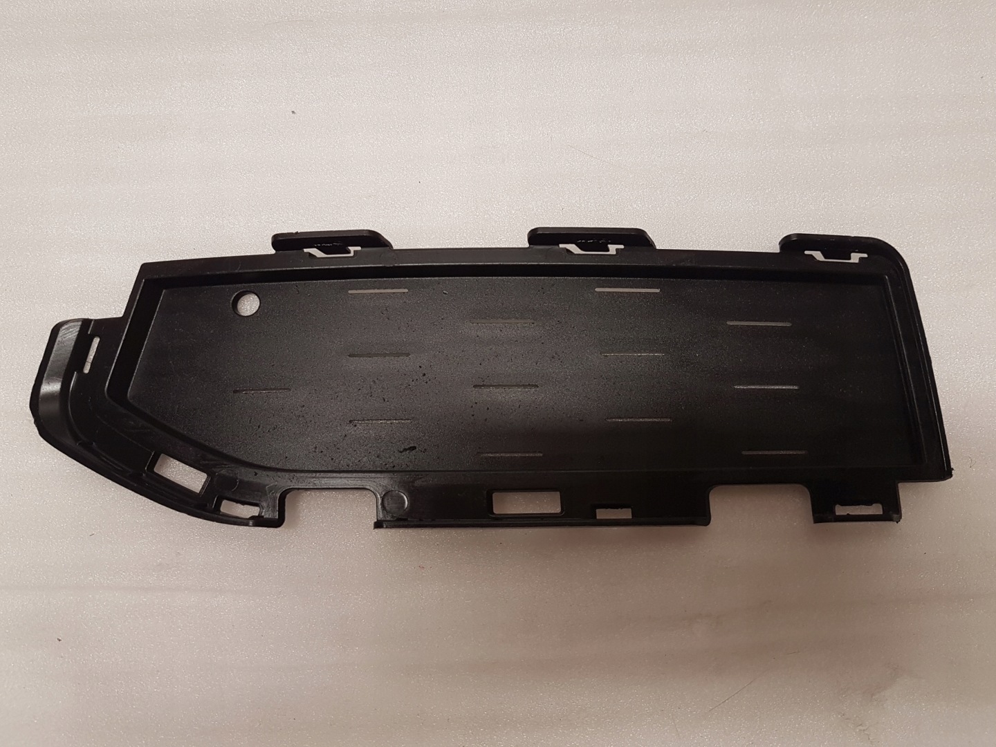 grid of a bumper left front BMW 5 G30 G31 m-packet 8064965