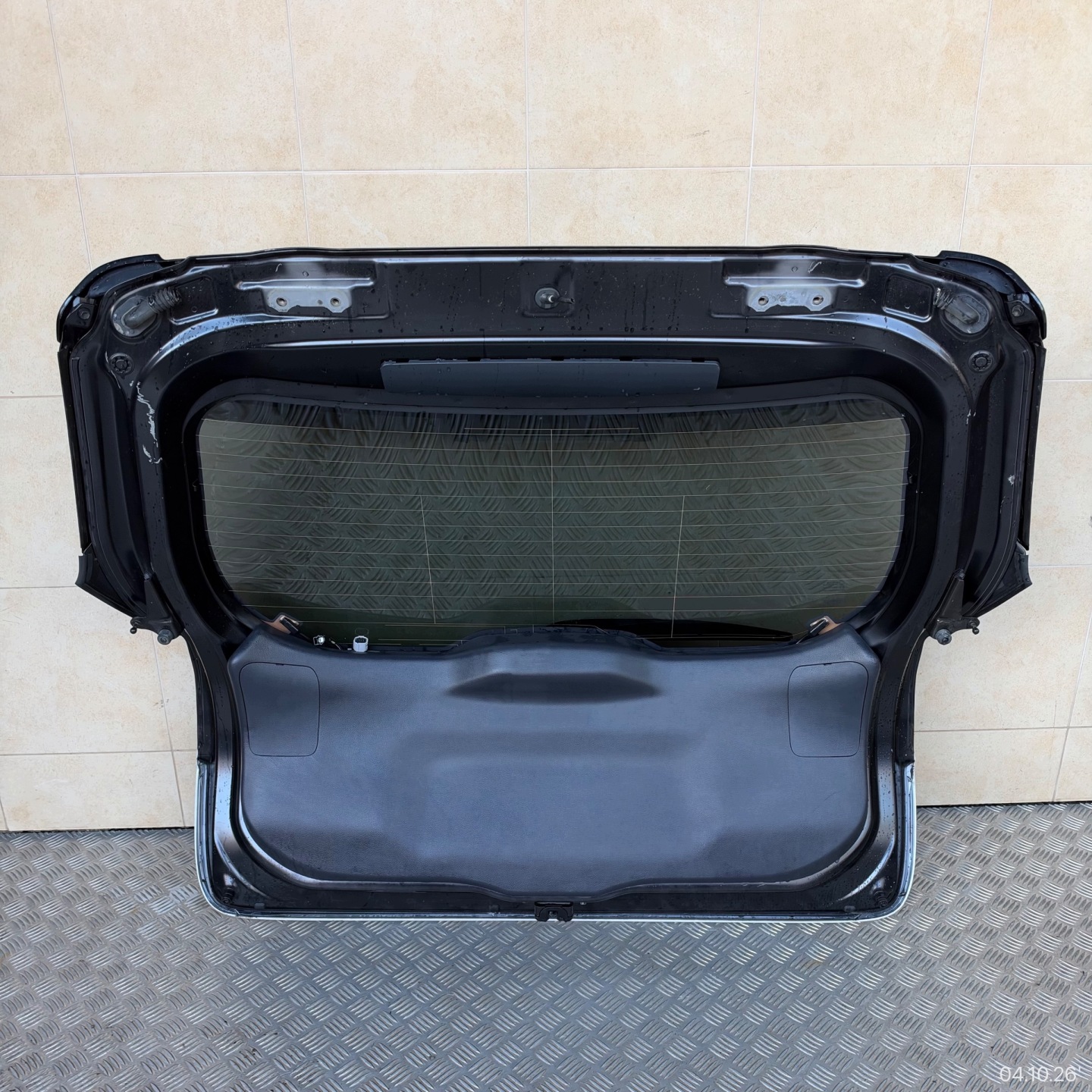 boot doors complete TOYOTA YARIS CROSS 2023 year below KAMERE