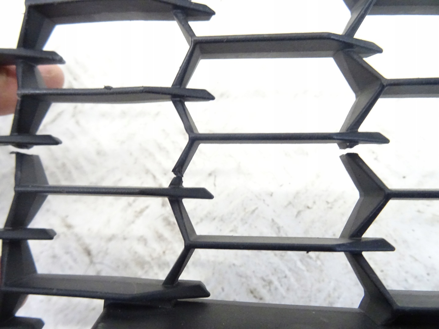 grid of a bumper front front central SKODA FABIA IV 4 6VA853677