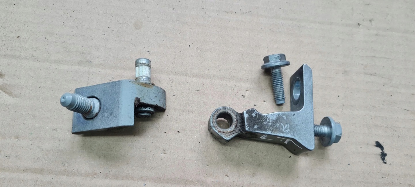 A6 C7 4G hinge hinges door left left rear part LY7G