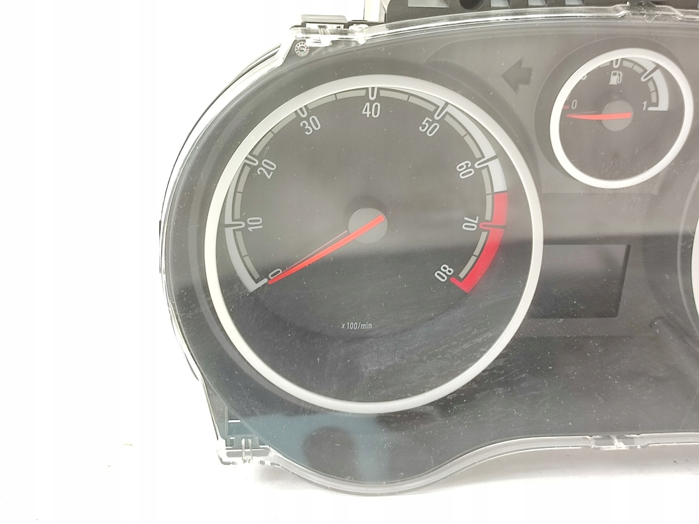 dials clock OPEL CORSA D 1.0 - 1.2 2006-2014 1303304