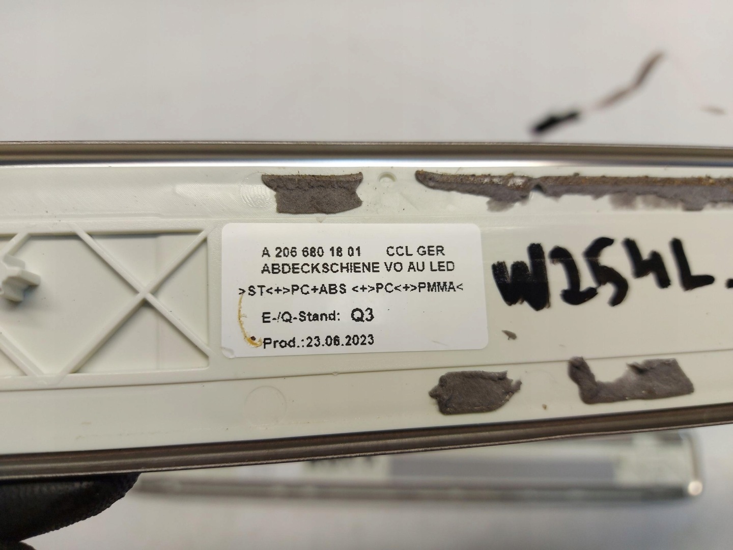 Mercedes W254 GLC 220d moulding threshold right left KOMPLET