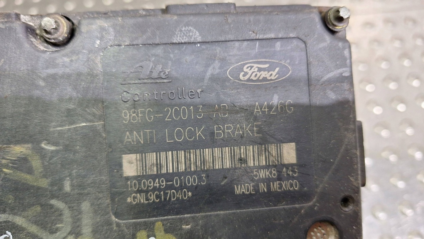 pump control unit ABS 98FB-2M110-AB 98FG-2C013-AB FORD ESCORT MK7 PUMA MK1