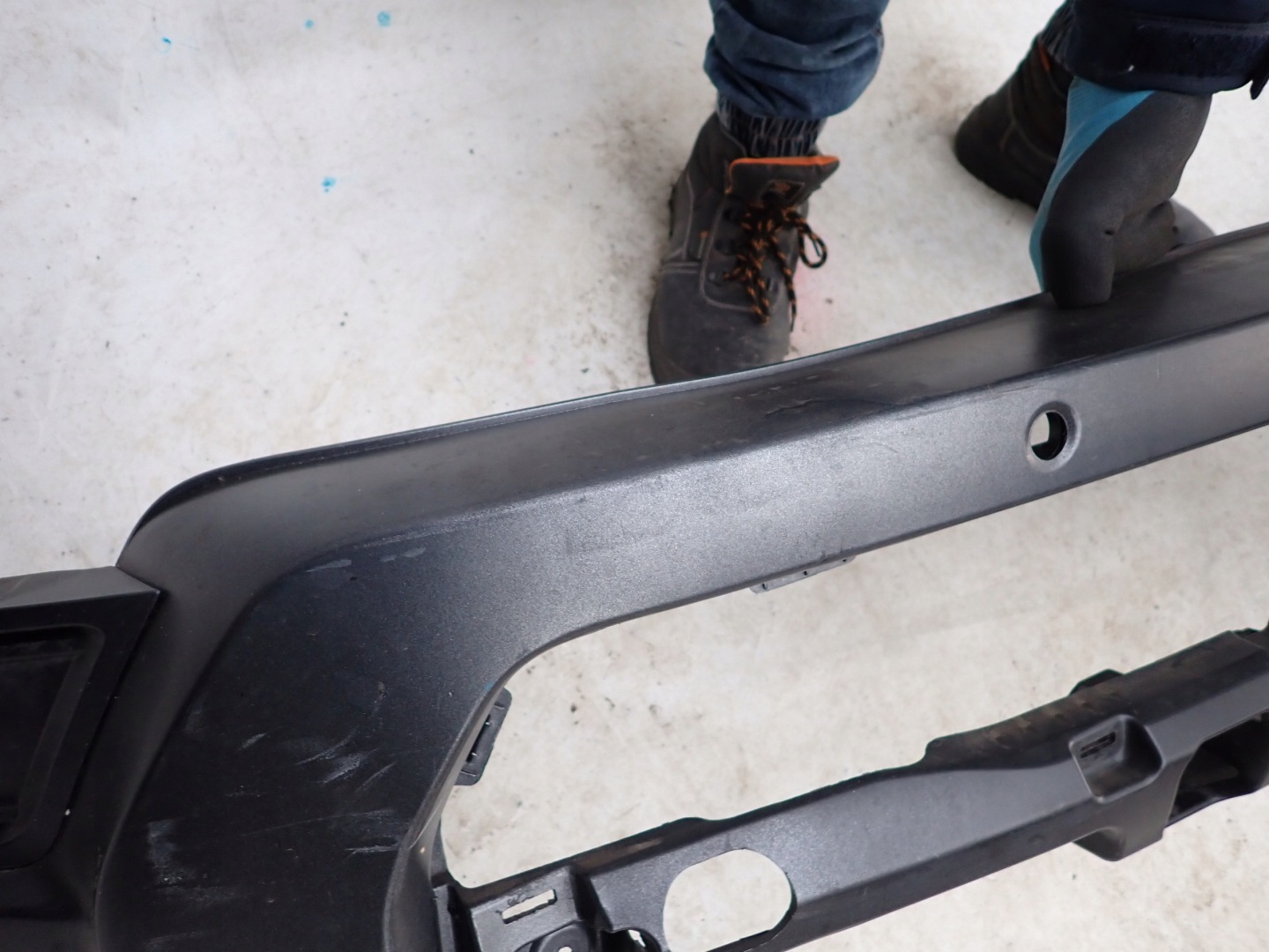 FORD RANGER IV RAPTOR 23- bumper front front PDC