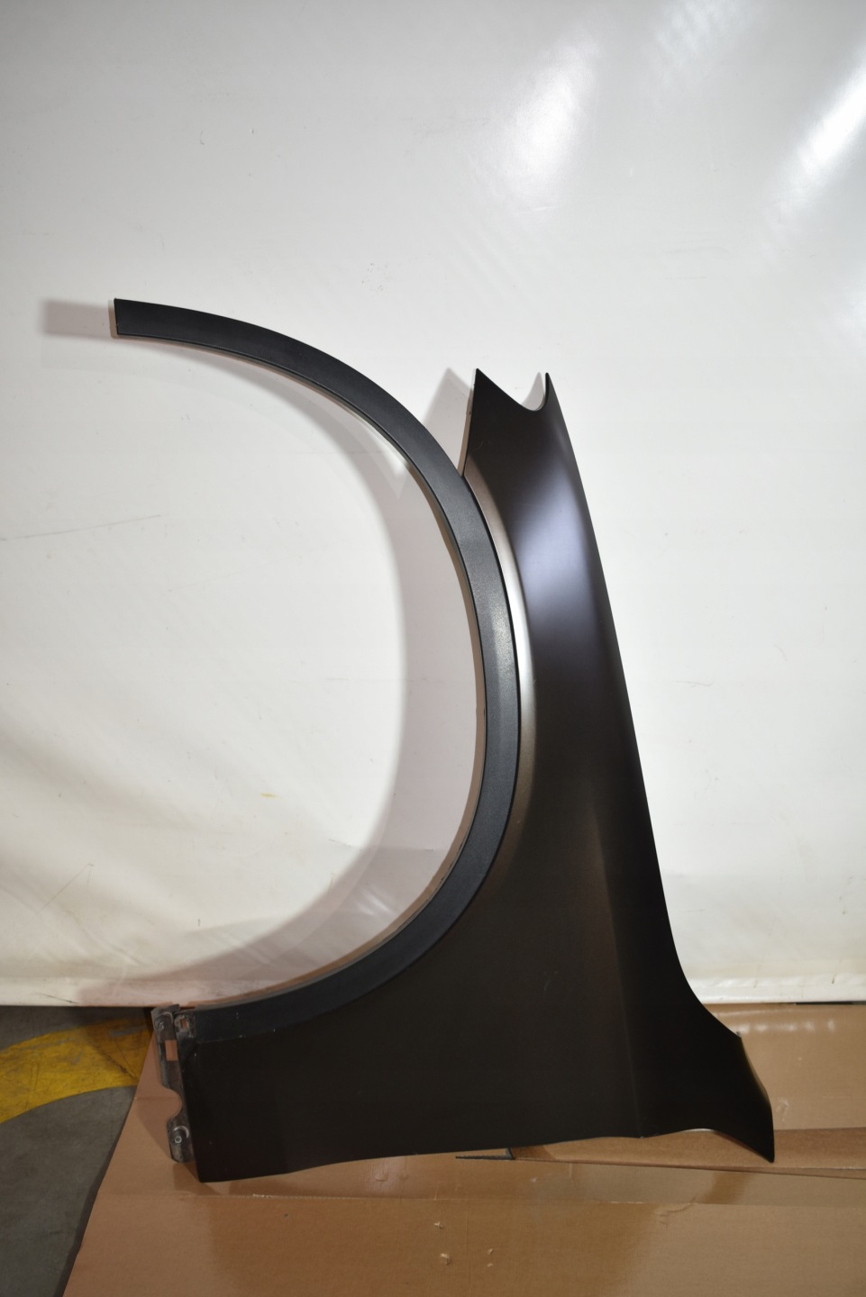 IDEALNY fender front front left + moulding MERCEDES W253 COUPE 1
