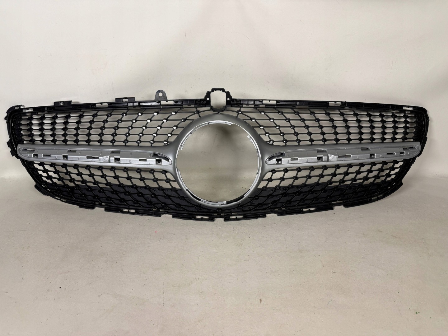 Mercedes-Benz CLS C218 AMG 2188850700 front PREKLADgrill front front