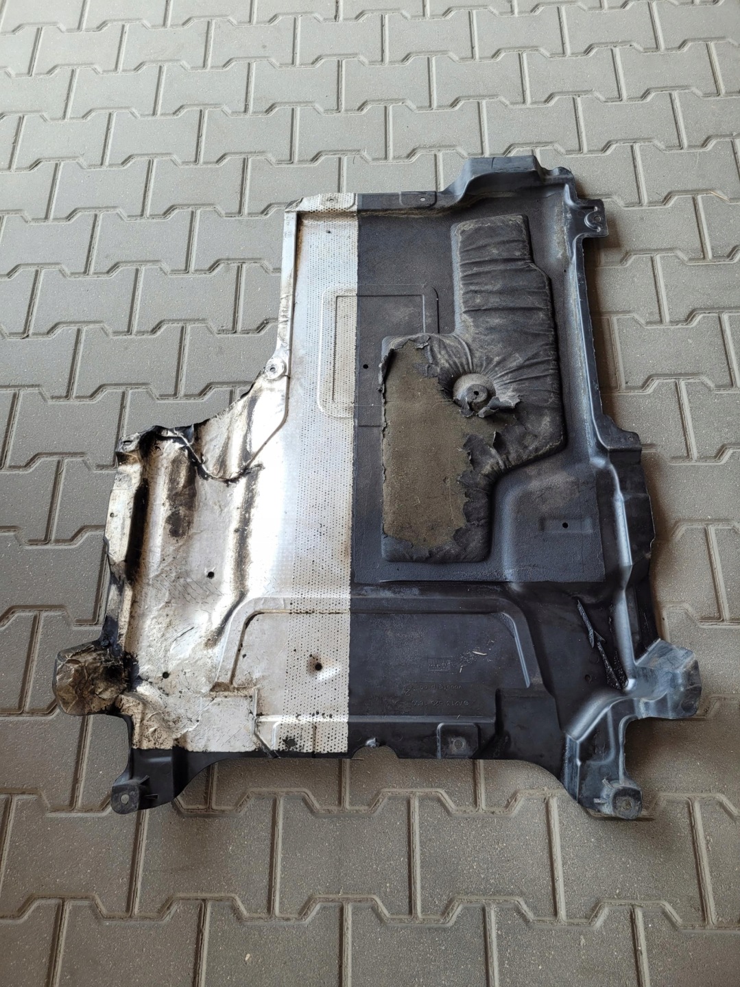 cover below engine A2135201600 MERCEDES W213 E 220 D 2.0 CDI