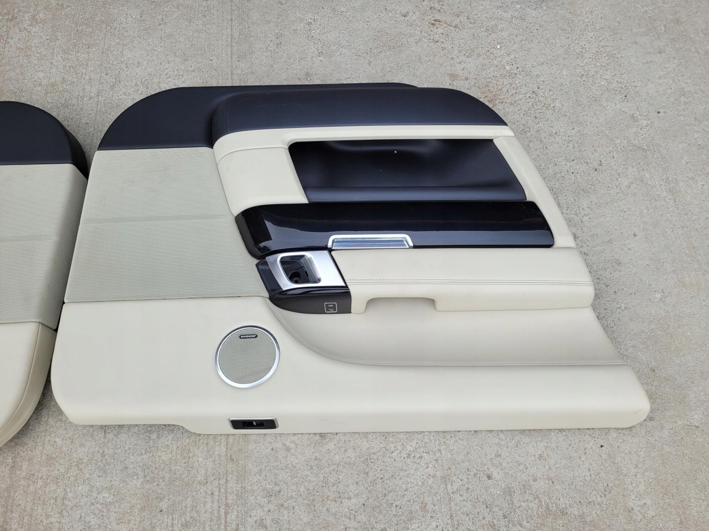 side door front front left ANGLIK RANGE ROVER VOGUE L405