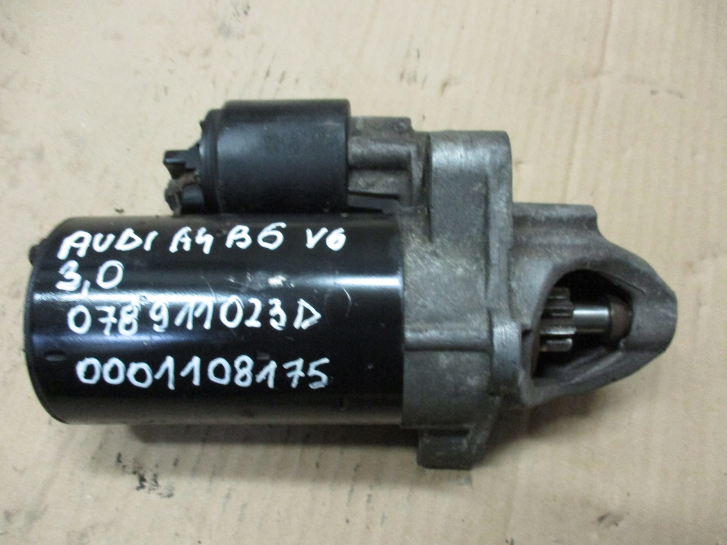 starter Audi A4 B6, A6 C5 3,0 V6 078911023D 0001108175