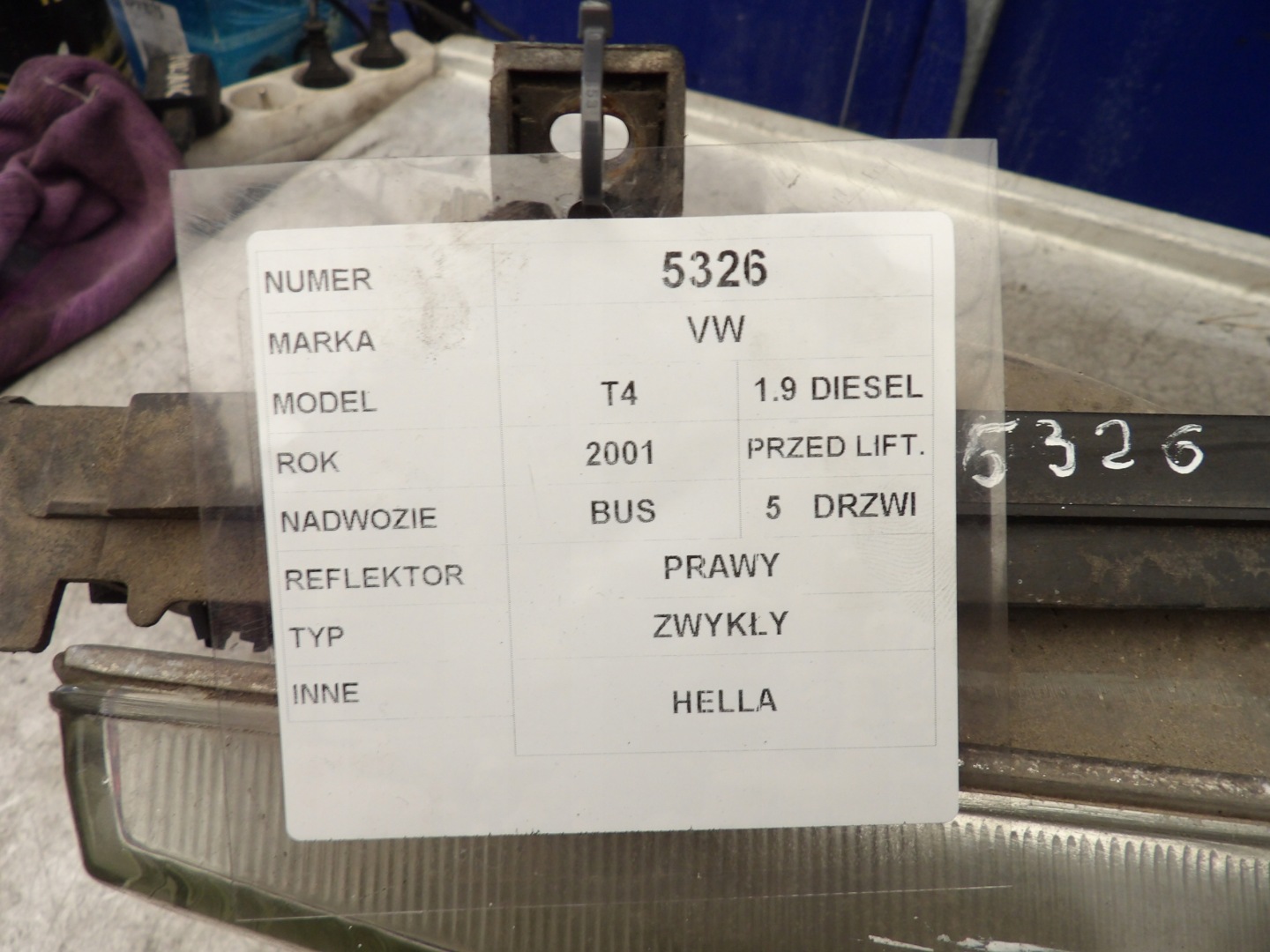 VW Transporter T4 light front right Hella