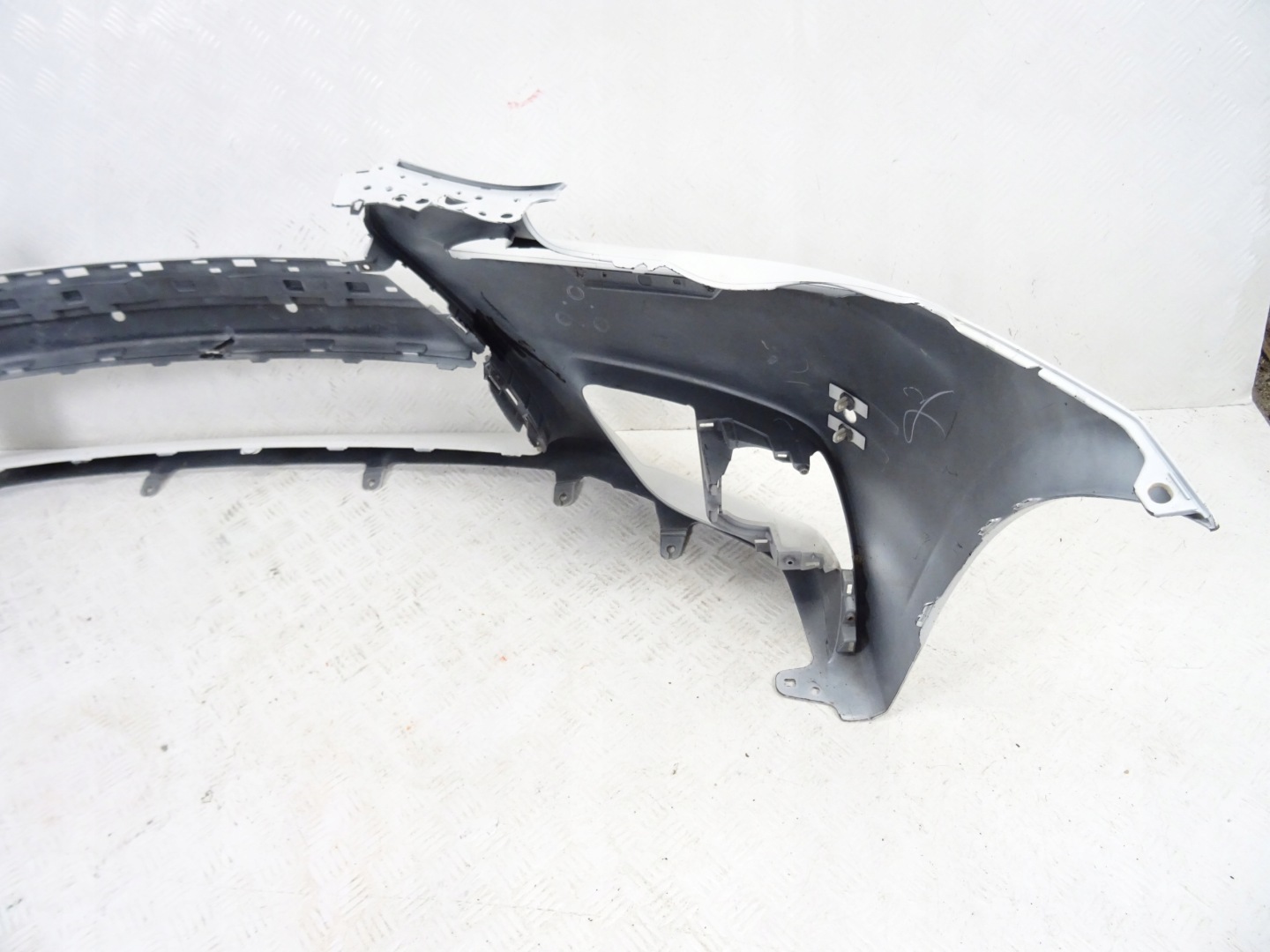 LEXUS IS IS250 IS300H bumper front front