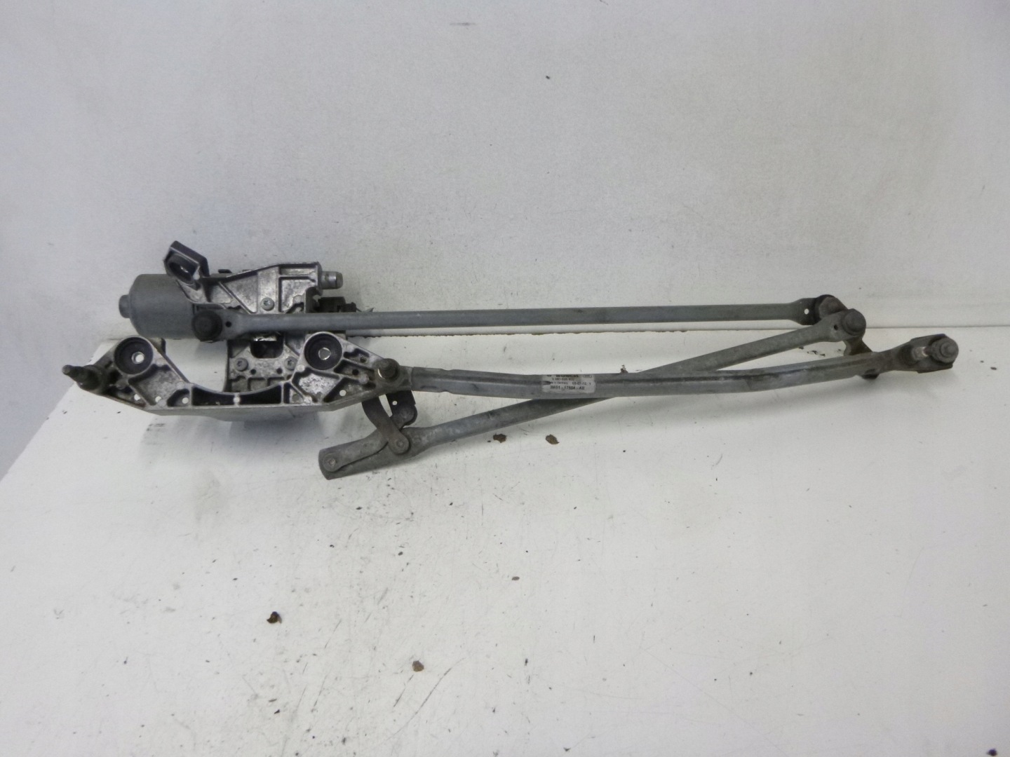 wiper mechanism front Ford C-Max 1.8 BOSCH
