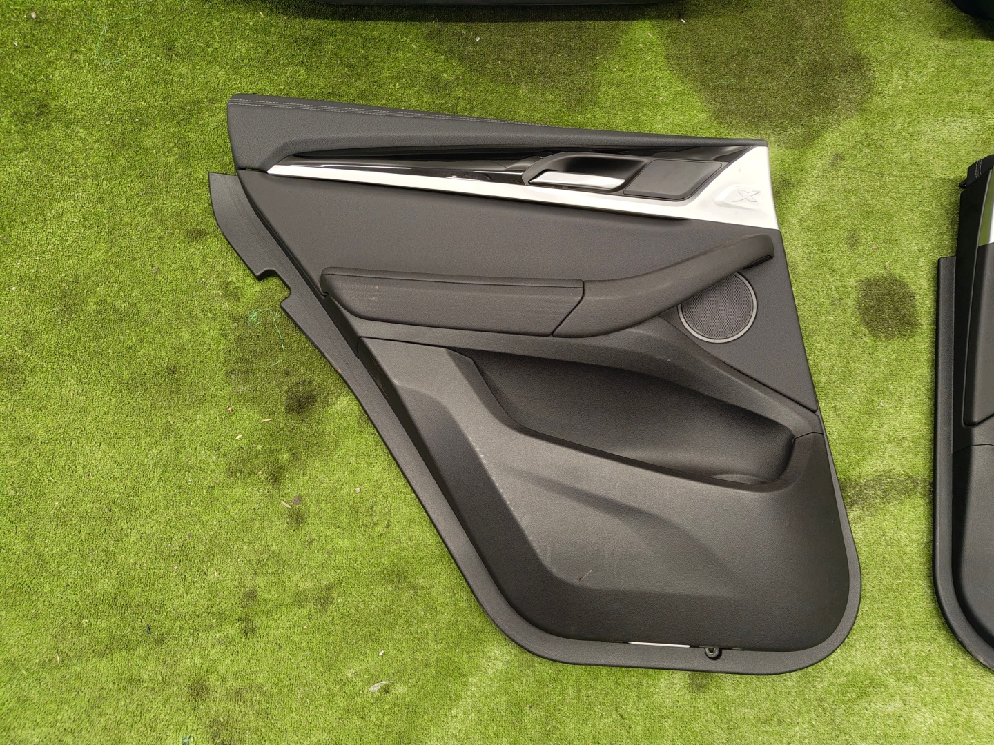 BMW X3 G01 G08 side side upholstery door KOMPLET