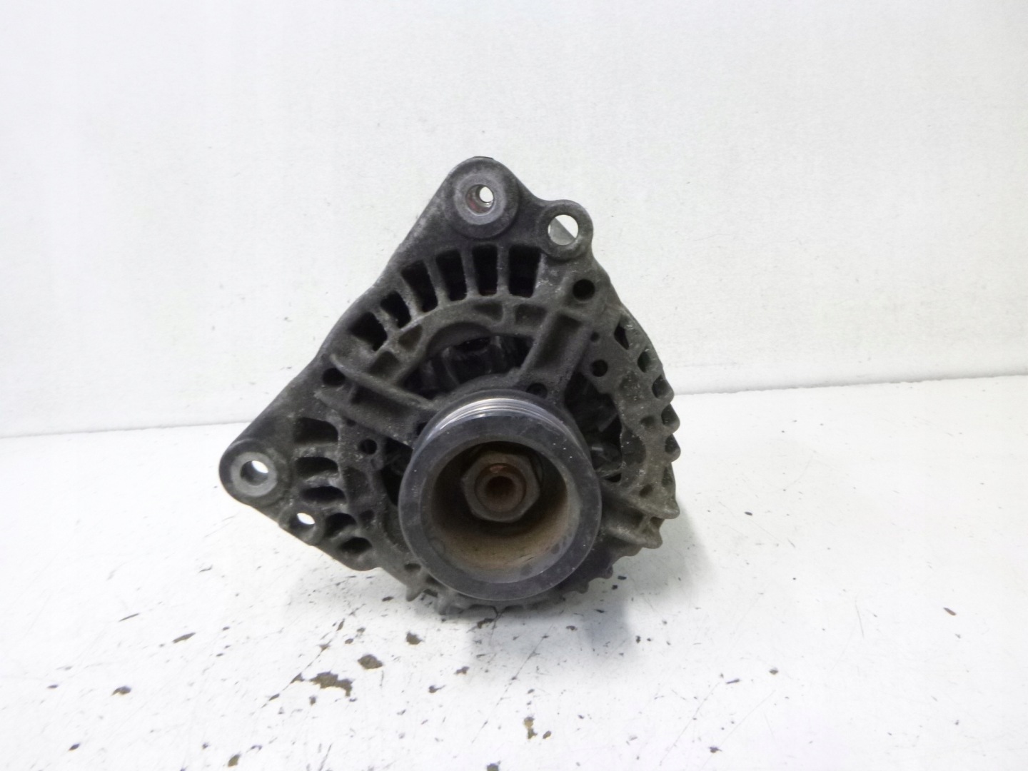 Alternator Audi TT 8N 2.0 AJQ 2001r. 028903028D