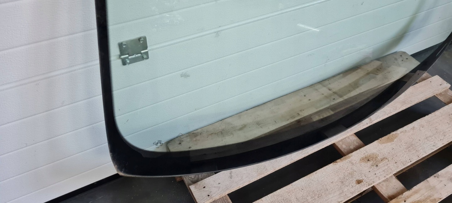 Q5 8R window iron front front ORG 11R 8R0845099L
