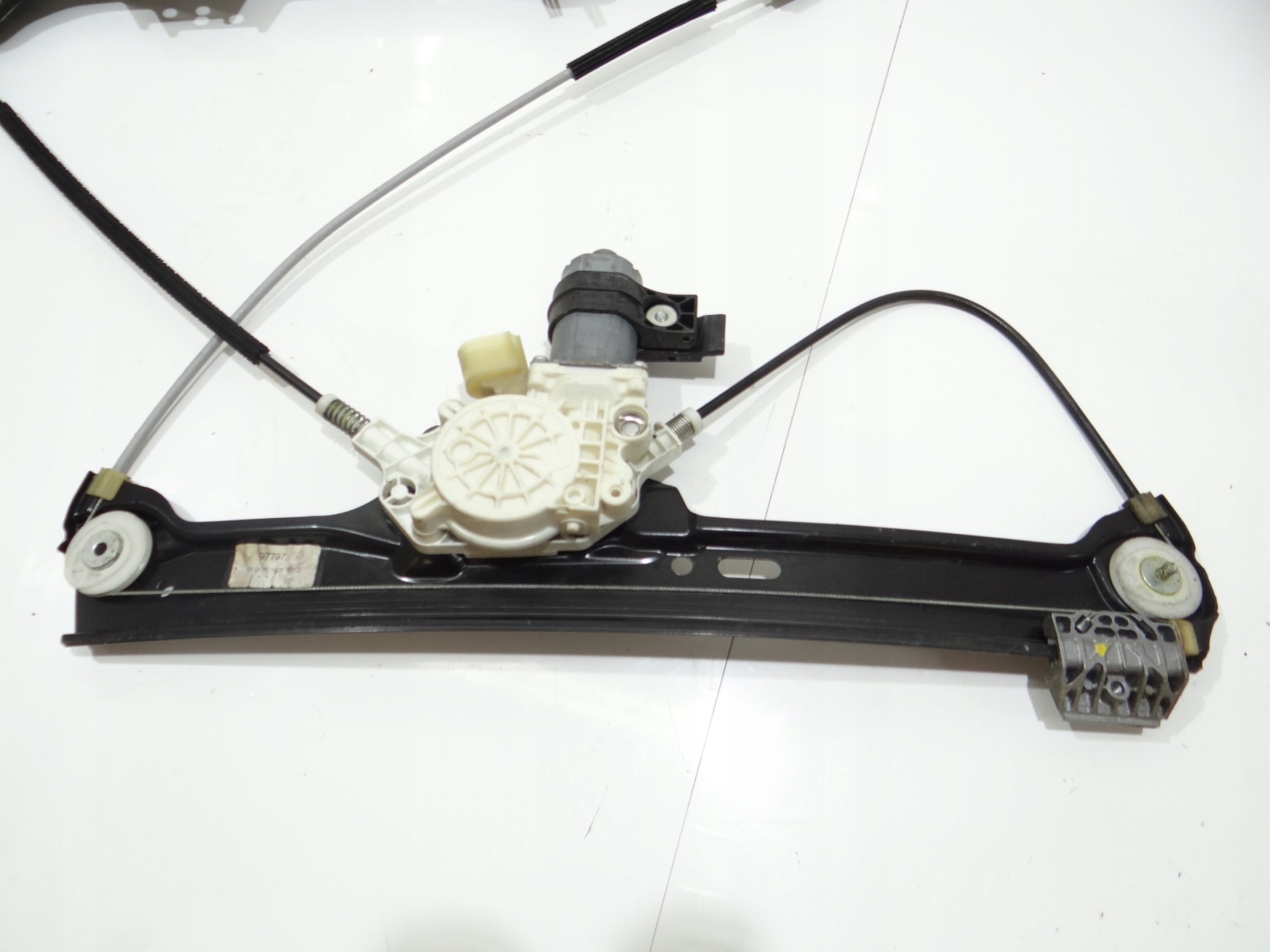 window regulator left front BMW 5 E60 E61 7184741