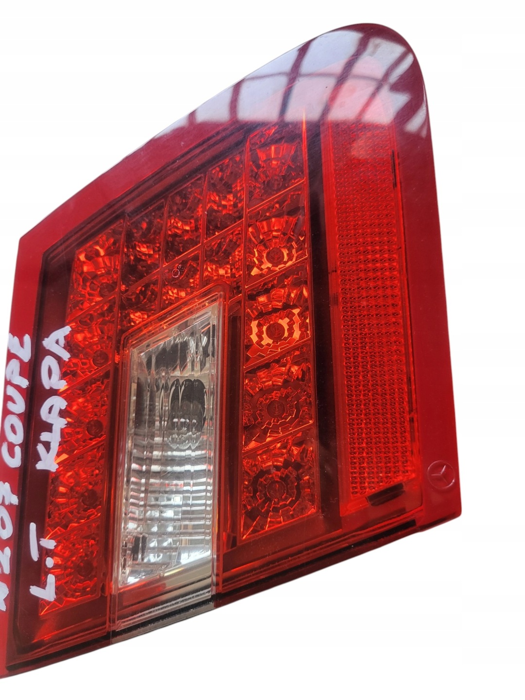 light to the bonnet left rear part MERCEDES W207 COUPE