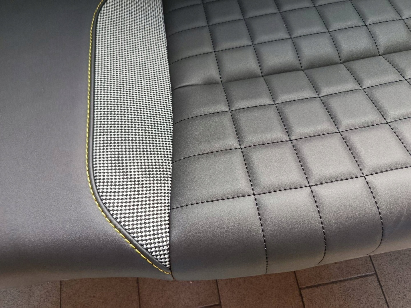 Siège Arrière Complète SIEDZISKO OPARCIE Arrière Renault 4 E-TECH Comme Neuf!