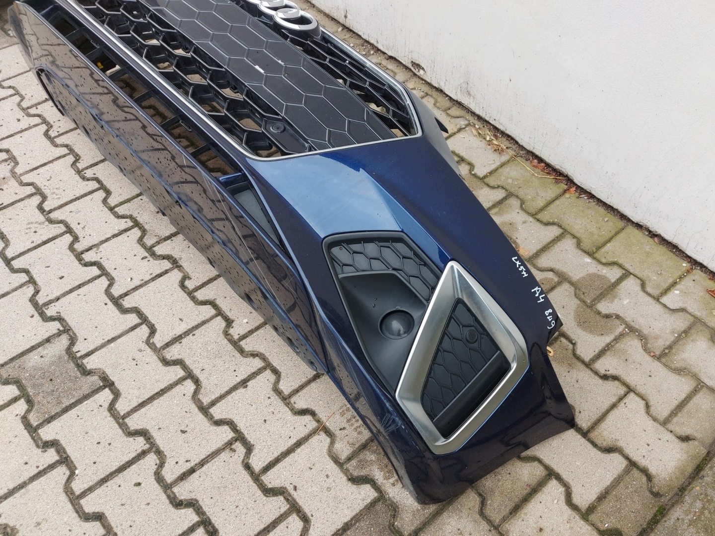 Audi A4 B9 8W LIFT Kombi 8W9 bumper front front complete LX5H, S-Line