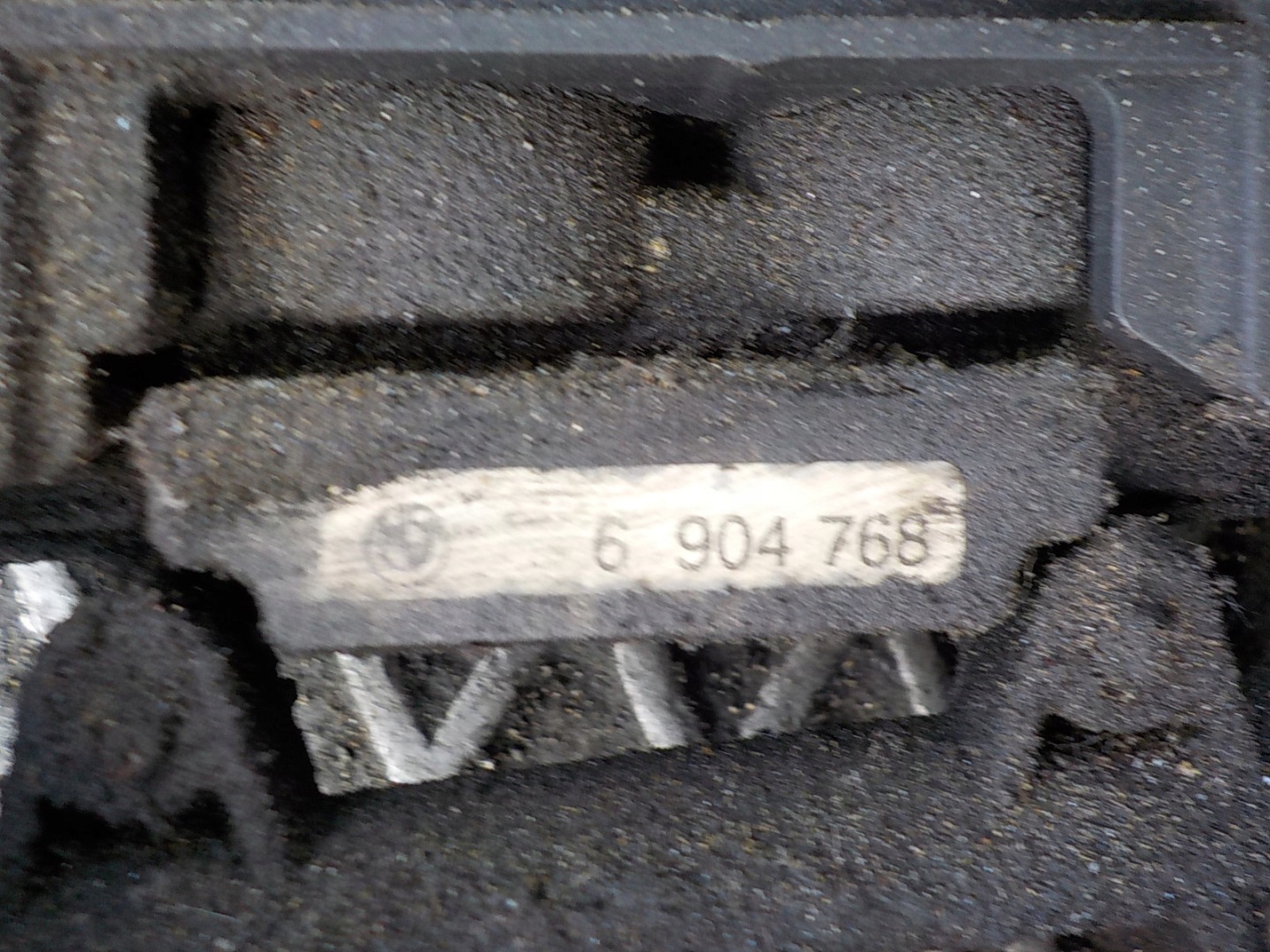 BMW 3 (E46) 2.0 D ventilátor modul chladiče 6904768
