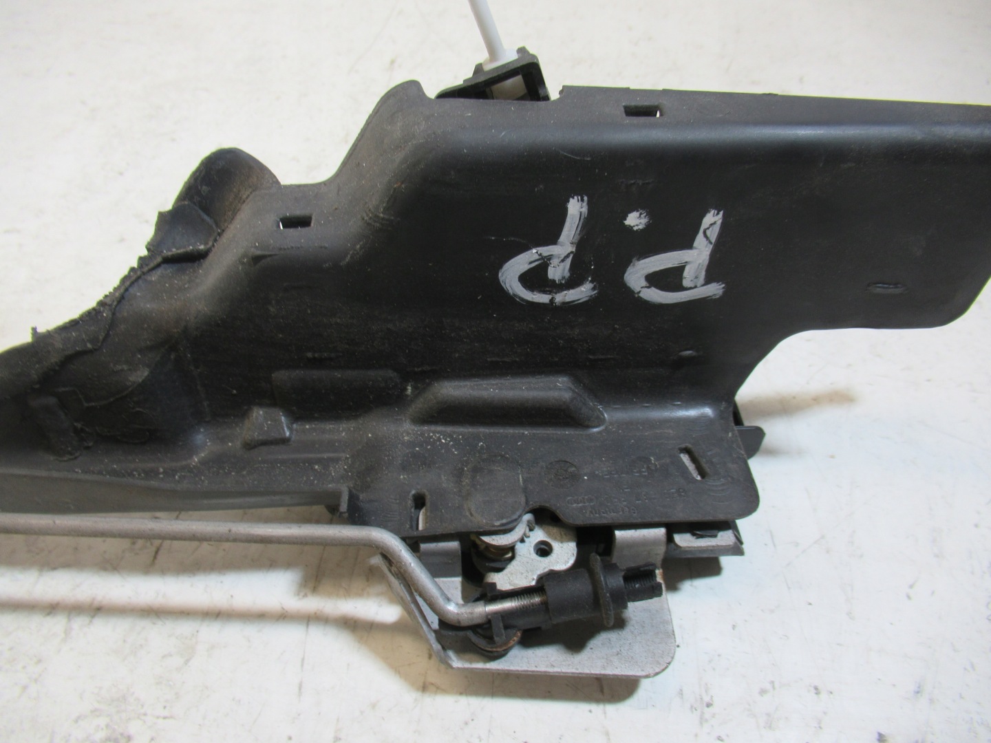 lock door CENTRALNY right front AUDI A4 B6