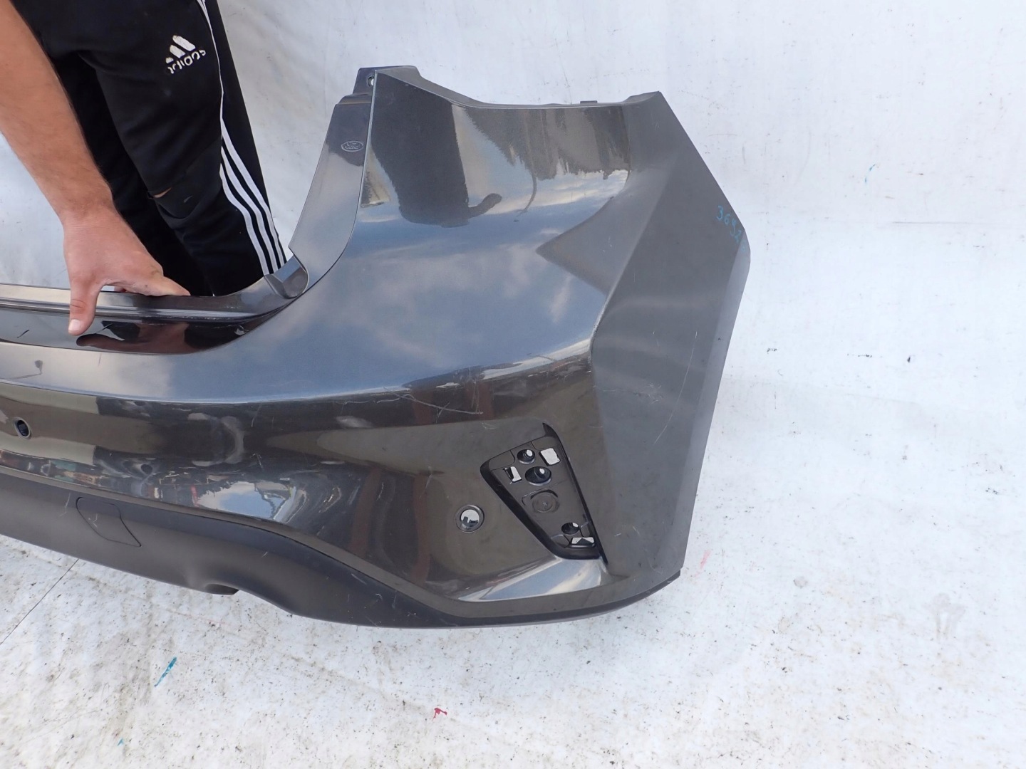 FORD FOCUS IV HB 18- bumper rear part rear 4PDC