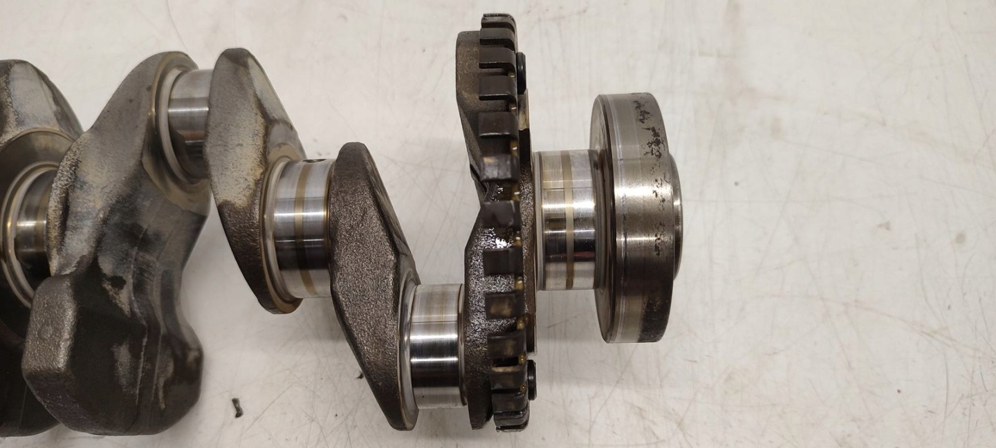 crank nominal Nissan Qashqai 1,6B HR16