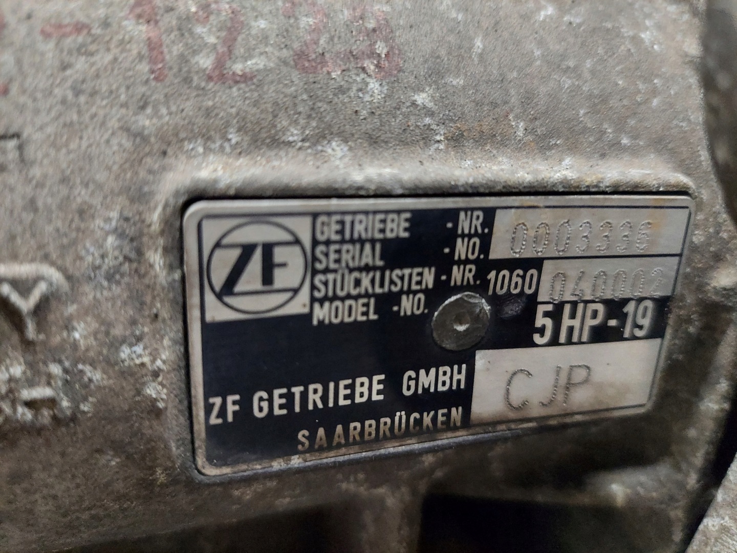 Getriebe A4 B5 QUATTRO 2.8 V6 5HP-19 CJP Benzin