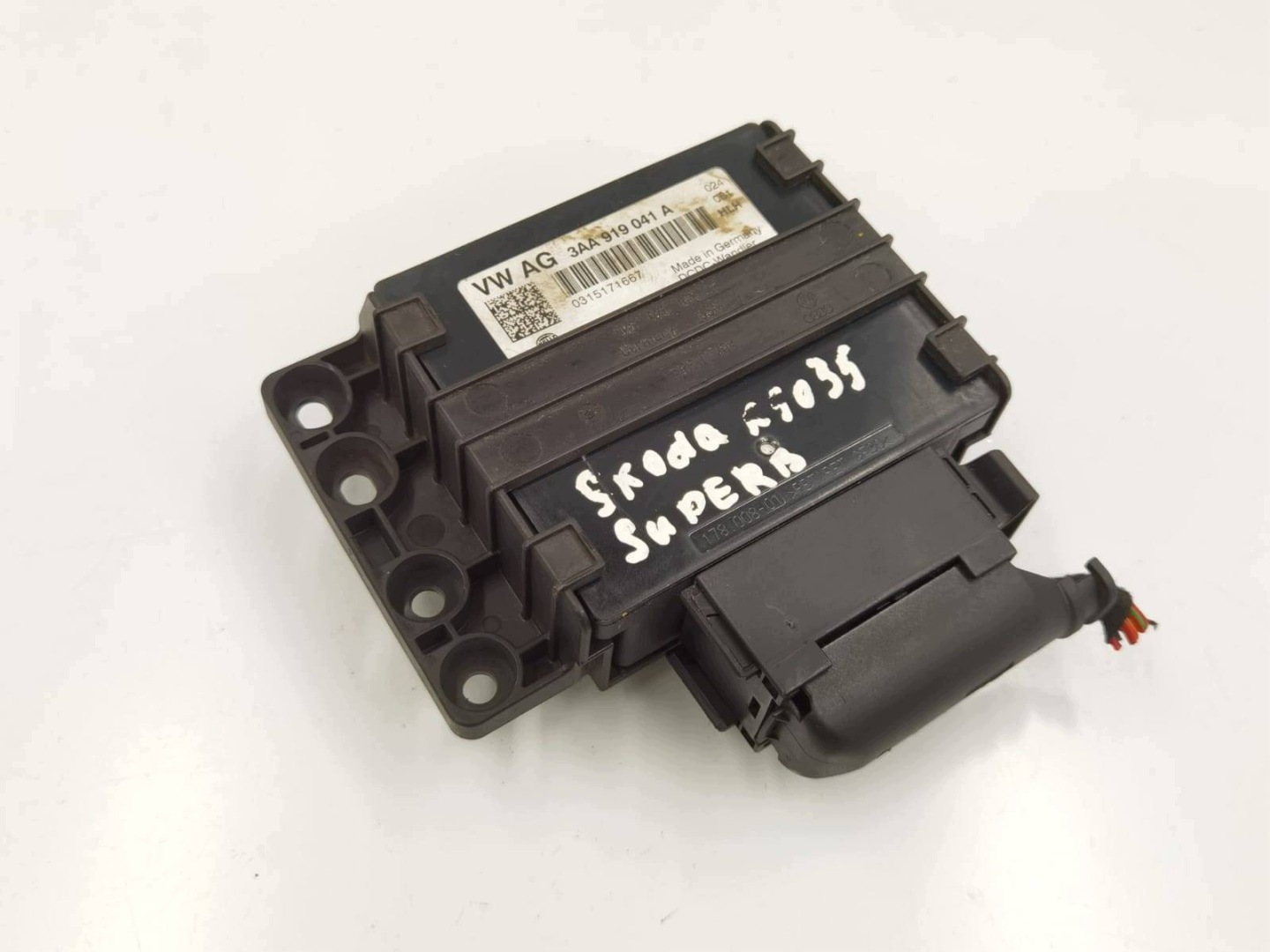 unité de commande électronique uce de tension Skoda Superb 2 facelift 3T 2014 3AA919041A