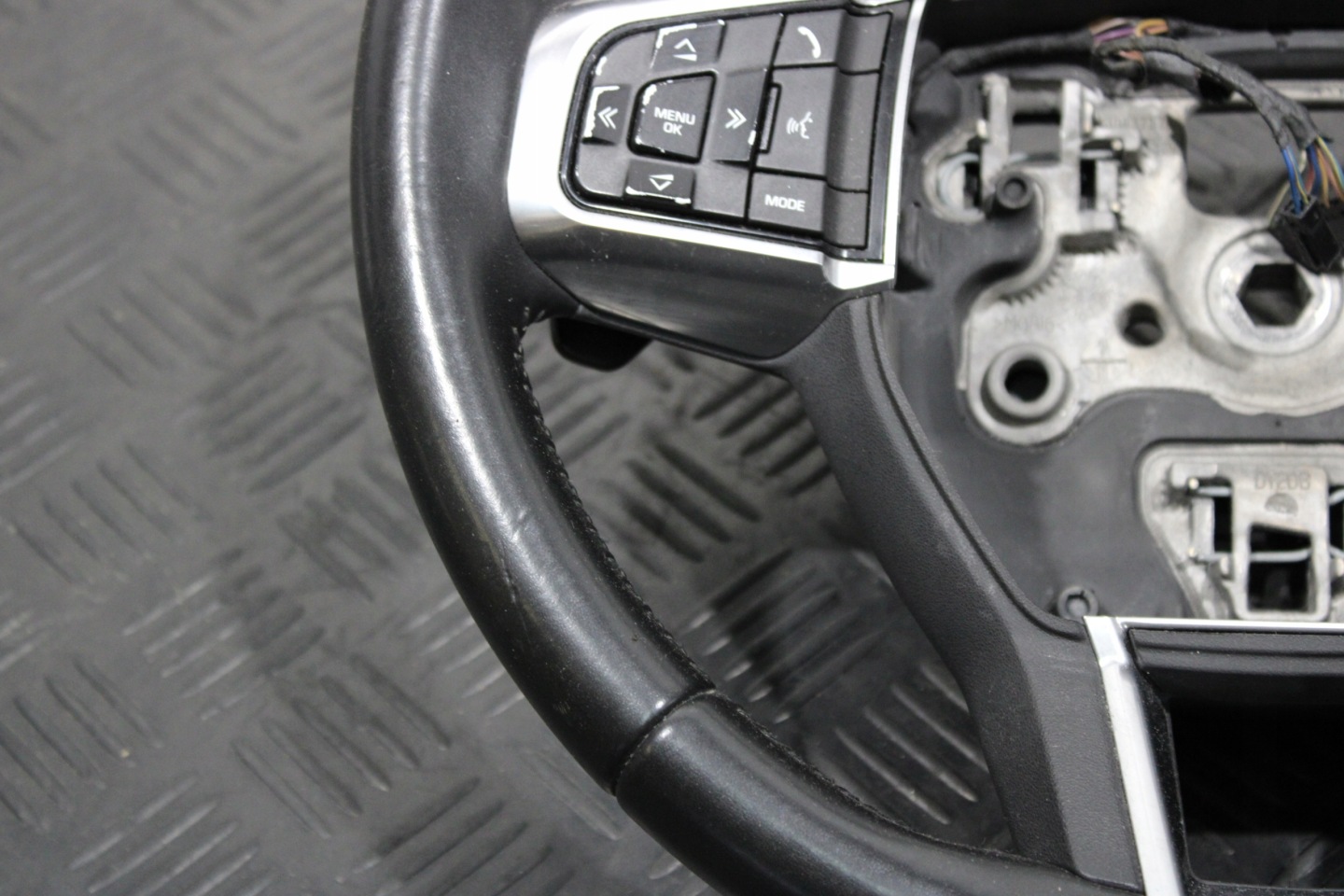 lenkrad MULTIFUNKCJA LAND ROVER DISCOVERY SPORT L550