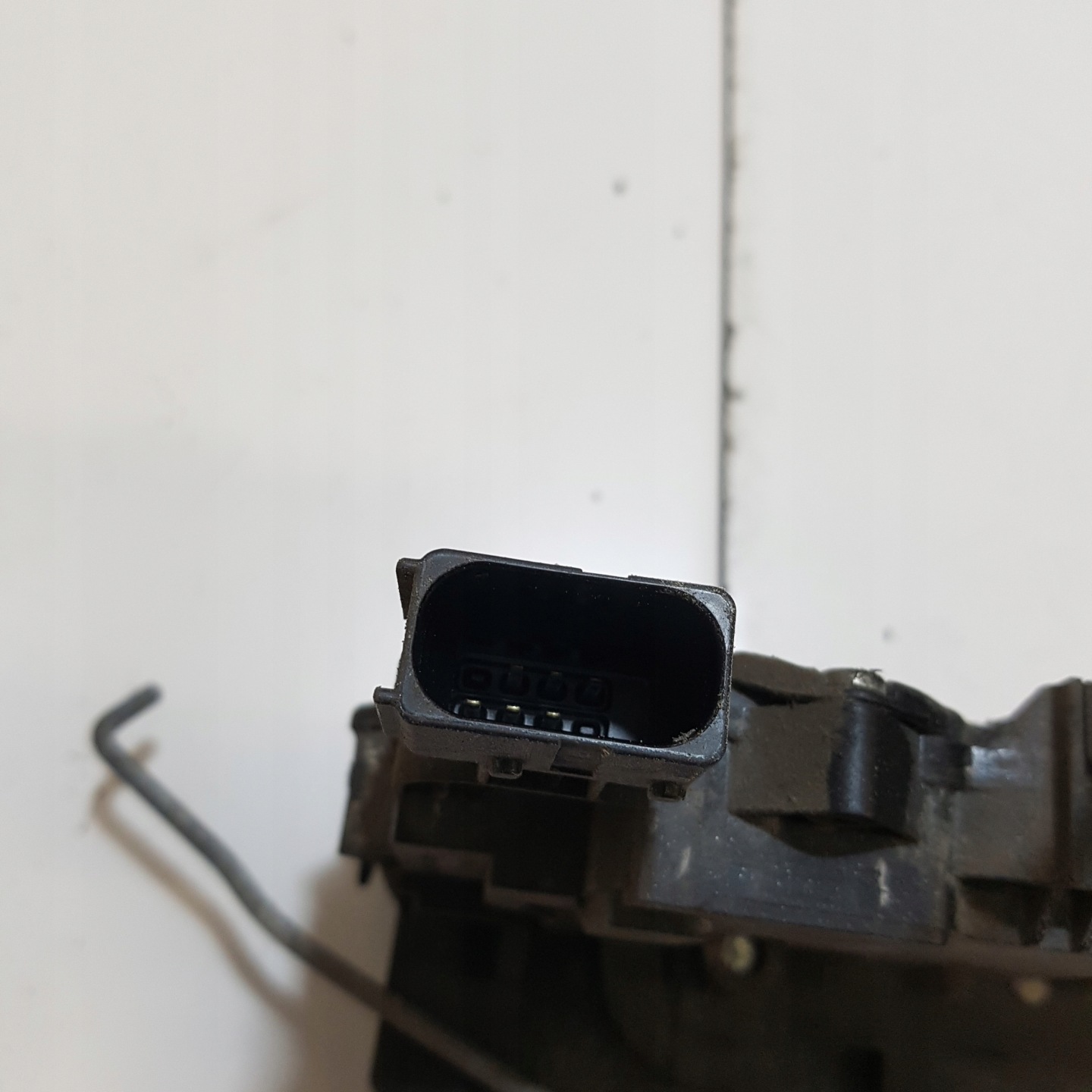 lock door CENTRALNY right front OPEL CORSA D 6 PIN