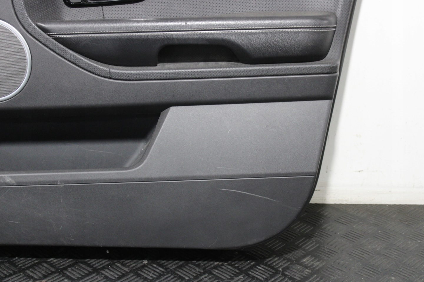 upholstery side door right front LAND ROVER EVOQUE L538