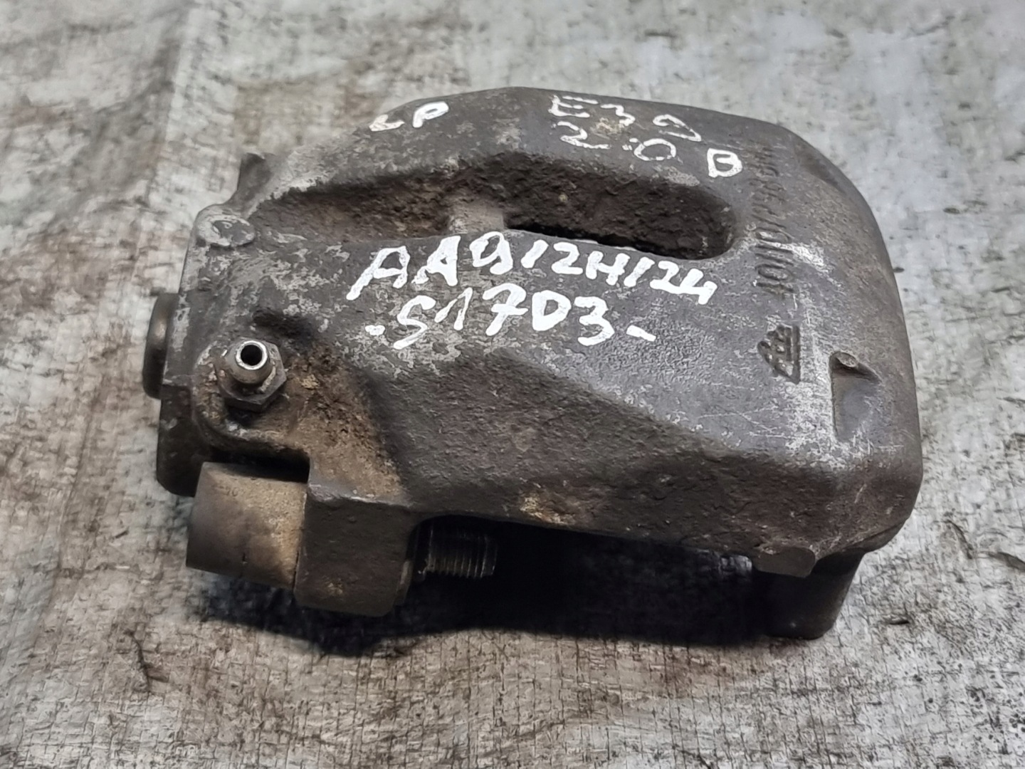 caliper brake left rear part BMW 5 E39 2.0B