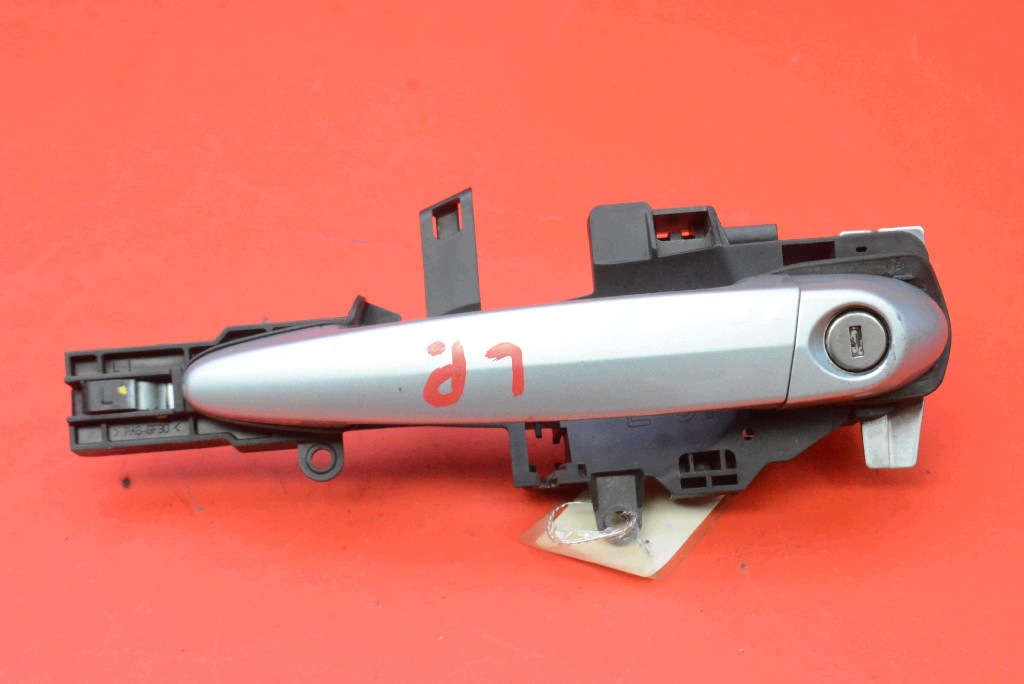 handle left front front A71/6 BMW E87 LIFT 5D HB 07-12